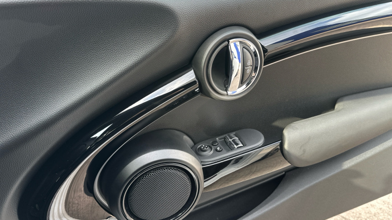 MINI Hatchback 2.0 John Cooper Works Premium 3dr Auto Petrol Hatchback